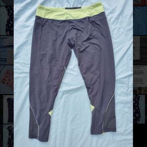 grey/green capri yoga pants